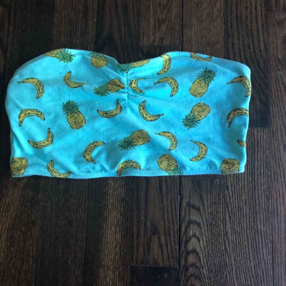 Pac Sun Crop Top 🍍